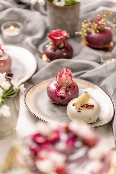 Still Life Beautiful Mousse Cakes Covered Glossy Red White Glaze — Stock Photo, Image