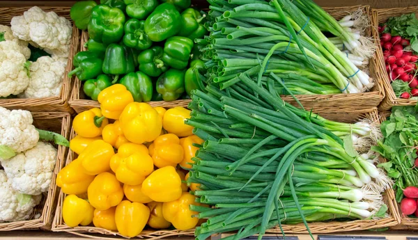 Cebolletas y pimienta — Foto de Stock