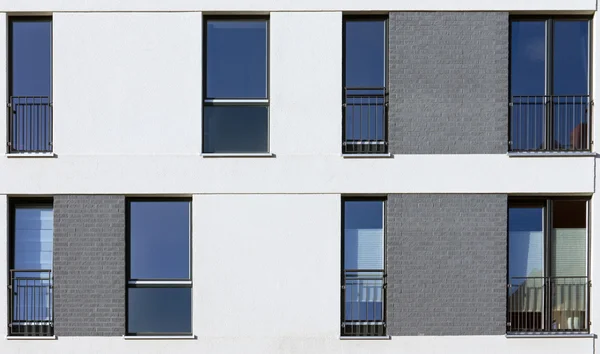 Fachada de un edificio moderno —  Fotos de Stock