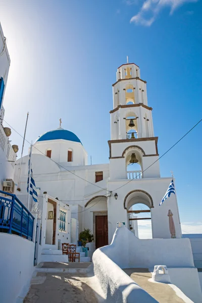 Hermosa iglesia en Pyrgos — Foto de Stock