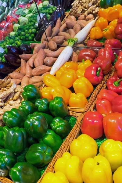 Diferentes tipos de pimiento dulce —  Fotos de Stock