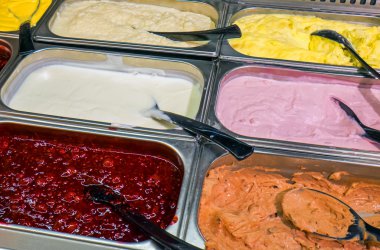 다른 디저트 뷔페에