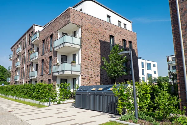 Nowy dom apartamentowy w Hamburgu — Zdjęcie stockowe