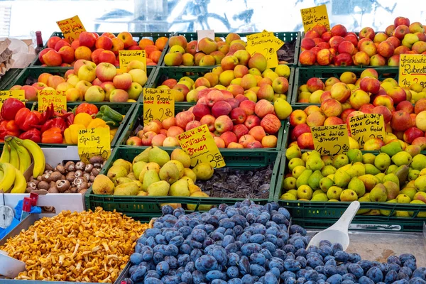 Fruits Mushrooms Sale Market — Stock Photo, Image