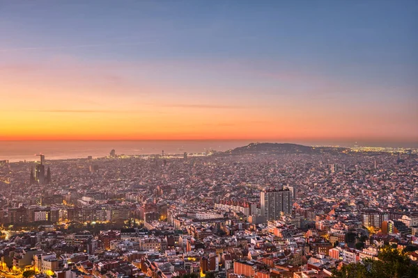 Vista Sobre Barcelona Justo Antes Del Amanecer — Foto de Stock