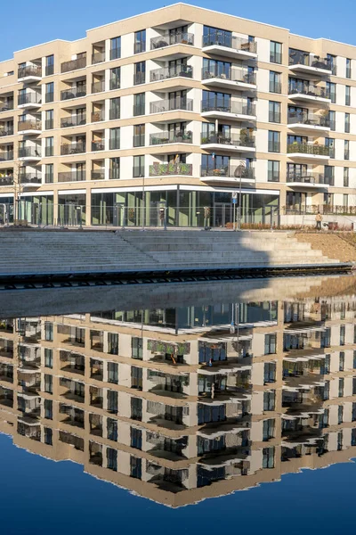 New Apartment Building Berlin Germany Reflecting Small Canal — стоковое фото