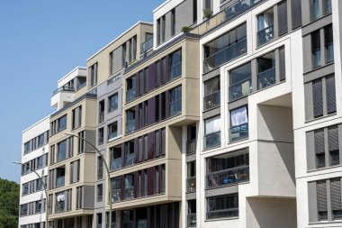 Berlin, Almanya 'da modern apartman binaları