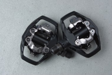 Mountain bike clipless pedals clipart