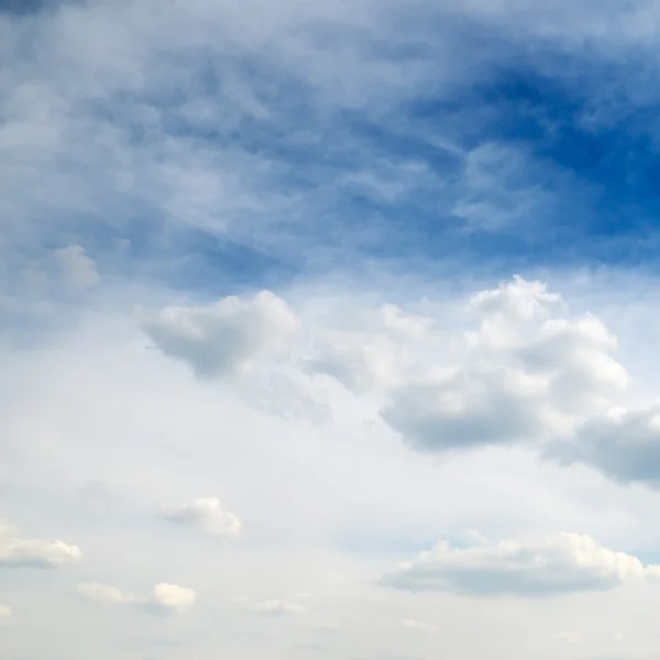 Niebo pokryte chmurami — Zdjęcie stockowe