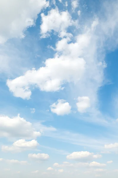 Himmel bedeckt von Wolken — Stockfoto