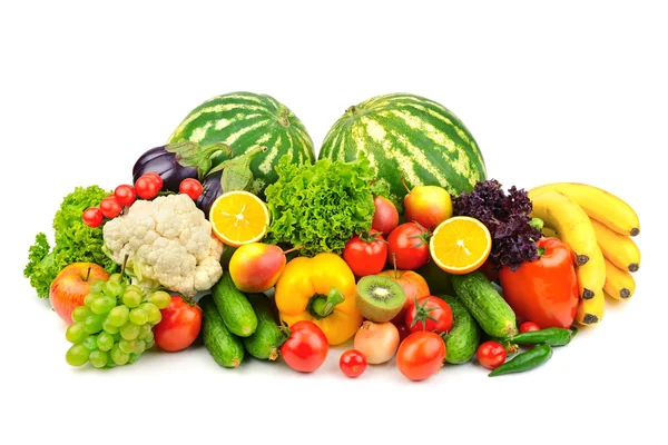 Fruits et légumes isolés sur fond blanc — Photo