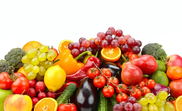 Veel Rijpe Bessen Fruit Groenten Geïsoleerd Witte Achtergrond — Stockfoto