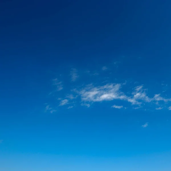 Nuvens Brancas Céu Azul Claro Bonito — Fotografia de Stock