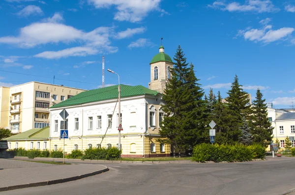 Omsk. cidade de chalé ruas — Fotografia de Stock