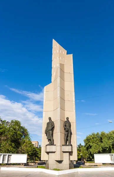 Omsk savunucuları için anıt — Stok fotoğraf