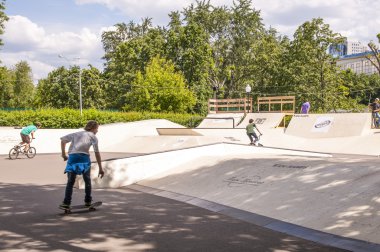 Şehir Parkı içinde bekletin