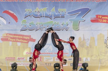 akrobatik gösterileri