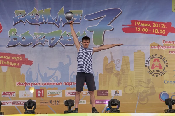 akrobatik gösterileri