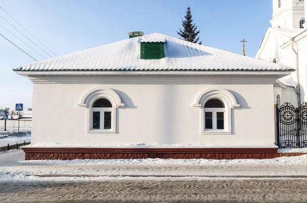 Gamla hus i centrum av staden omsk. Sibirien. vinter — Stockfoto