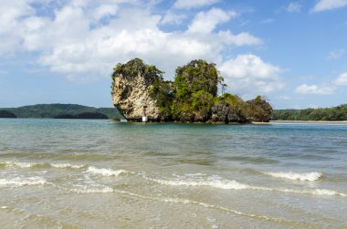 Taylandlı bir ao nang beach ve deniz