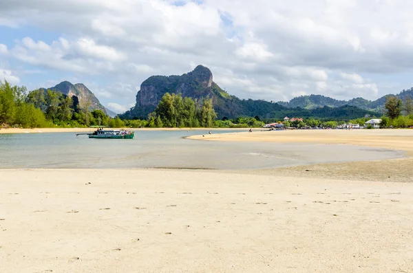 Thai ao nang strand und meer — Stockfoto