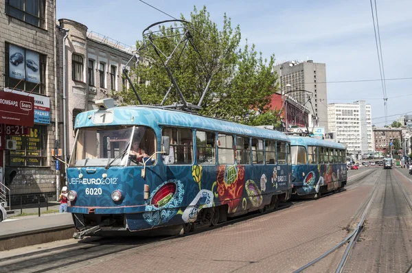 La gare et la ligne de métro léger à Kiev. Ukraine — Photo