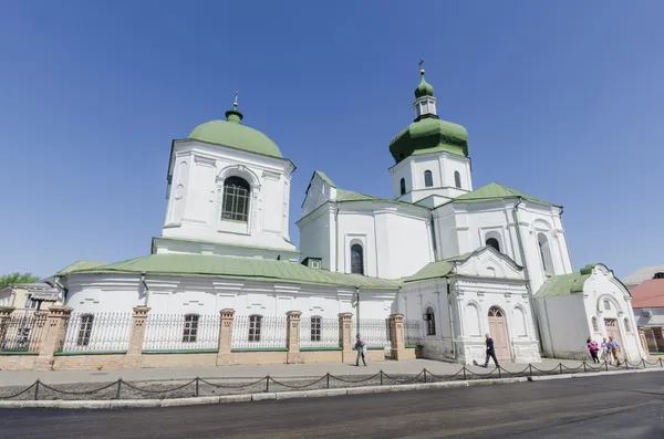 Una antigua iglesia ortodoxa en el famoso monasterio de Kiev. Ucrania —  Fotos de Stock