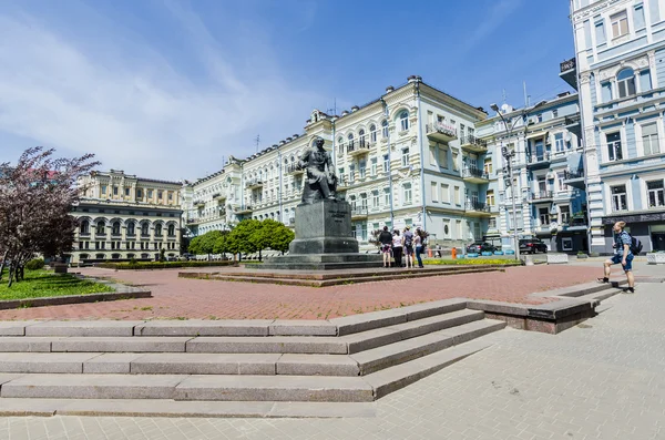 Oude straten van het huis in het centrum van kiev — Stockfoto