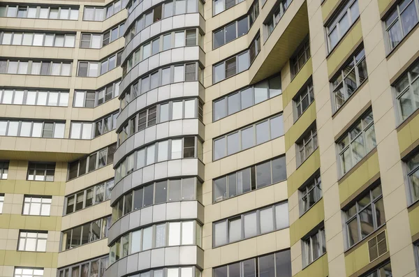 Edifício residencial de vários andares no centro de Moscou — Fotografia de Stock