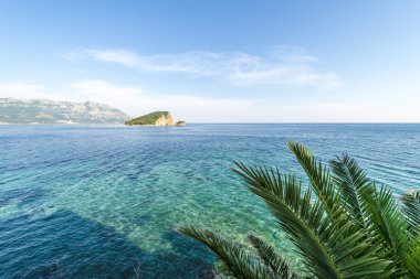 Budva yakınından Adriyatik Denizi