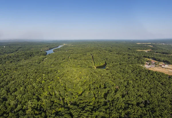 Flygfoto över ett landskap i mitten av väst — Stockfoto