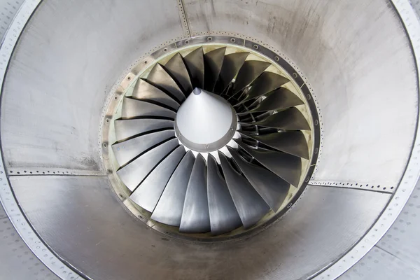 Close-up van een straalmotor turbofan — Stockfoto