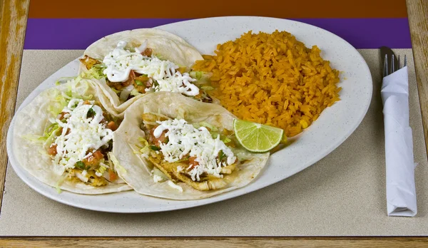 Fisch-Tacos — Stockfoto