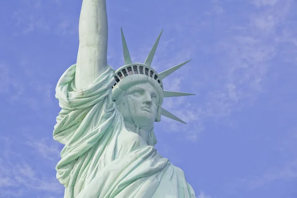 Vista da Estátua da Liberdade em Nova York isolada — Fotografia de Stock