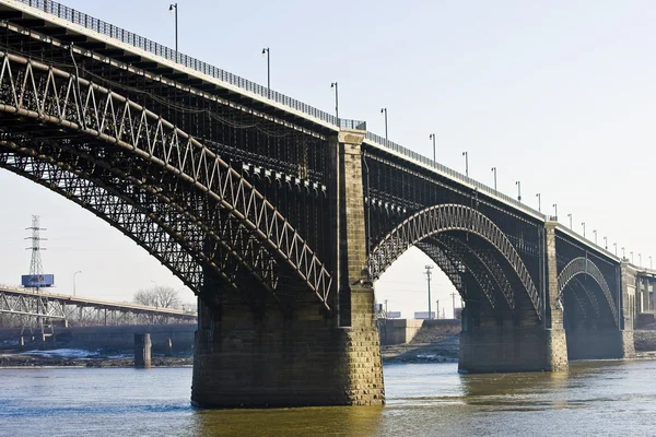 Ponte através do Mississippi em St. Louis — Fotografia de Stock