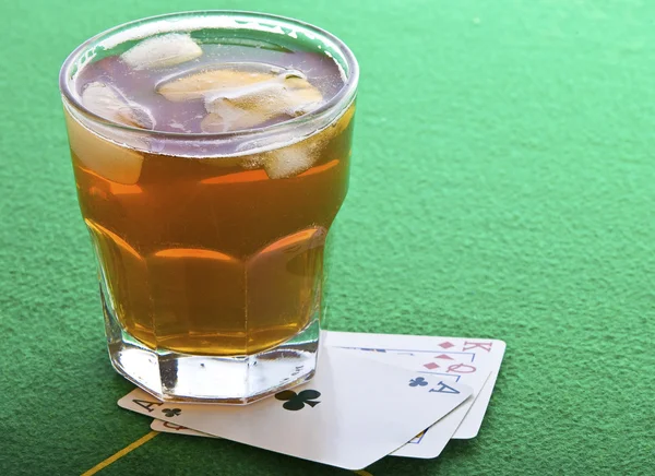 Drink on craps table — Stock Photo, Image
