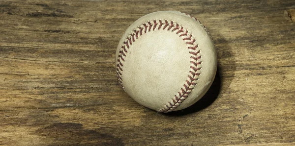 Pelota de béisbol —  Fotos de Stock