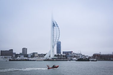 Spinnaker tower gunwharf quay portsmouth İngiltere'de