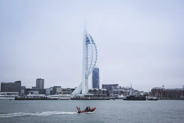 Spinnaker tower by quay portsmouth Anglia — Stock Fotó