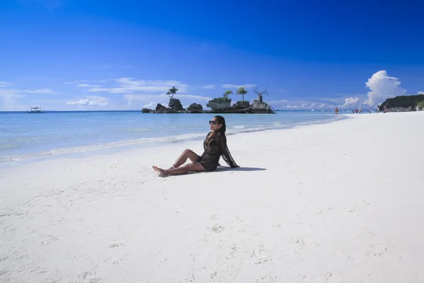 Boracay ilha branca praia menina filipinas — Fotografia de Stock