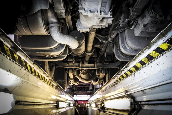 Truck repair workshop inspection trench — Stock Photo, Image