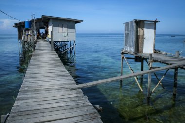 açık tuvalet Tepedeki Ev mabul Adası