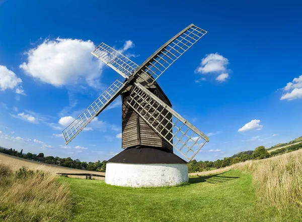 Pitstone moinho de vento campo hertfordshire — Fotografia de Stock