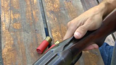 Çift namlulu av tüfeği