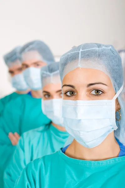 Группа медицинских хирургов портрет крупным планом — стоковое фото