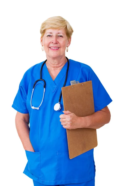 Gelukkig senior verpleegster geïsoleerd op witte achtergrond — Stockfoto