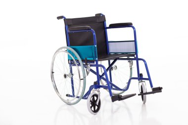 tekerlekli sandalye beyaz arkaplanda izole edildi