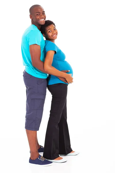 Feliz casal afro-americano esperando novo bebê — Fotografia de Stock