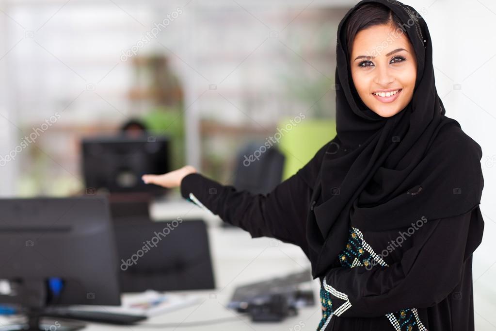 Arabian businesswoman presenting