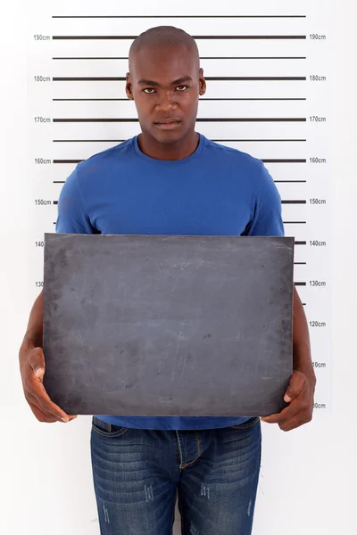 Αφρικής άνδρας αστυνομία κούπα πυροβολισμός — Φωτογραφία Αρχείου